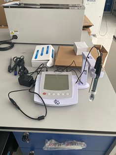 Benchtop pH / Ion / Conductivity / Dissolved Oxygen Meter