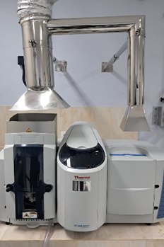 Atomic Absorption Spectrophotometer (AAS)